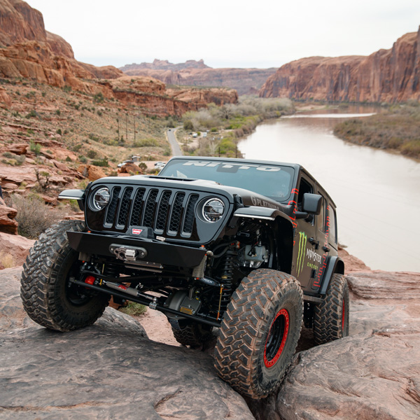 كاسي في العمل